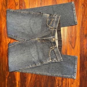 Wrangler Q-Baby 11/12x36